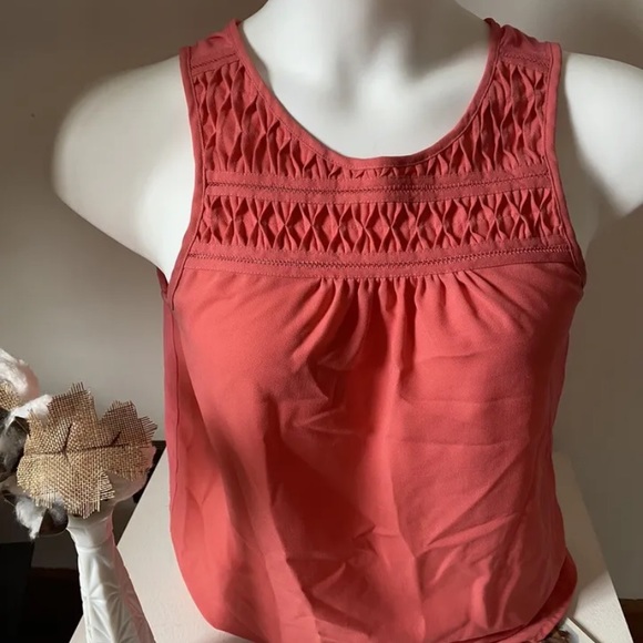 elle tank pleated salmon XS women tank soft chiffon casual - Picture 5 of 5